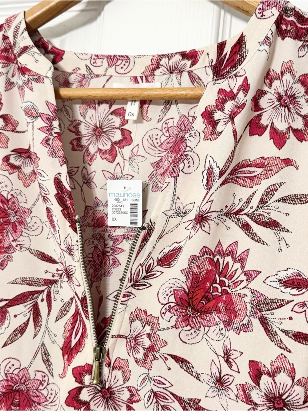 Maurices Geneva Zipper Neck Blouse Floral Pink Size 0X - Picture 4 of 12